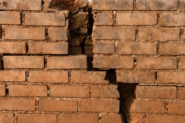 Broken Brick Repair - Broken Brick Repair Hickory, North Carolina