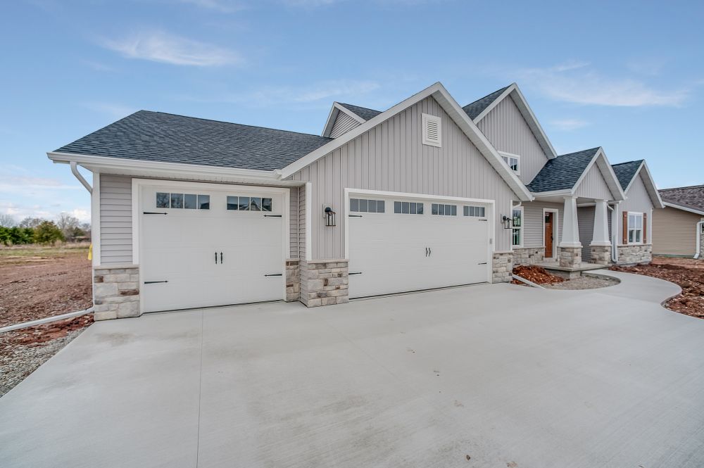 Concrete Driveway Apron Repair - Concrete Driveway Apron Repair Springfield, Illinois